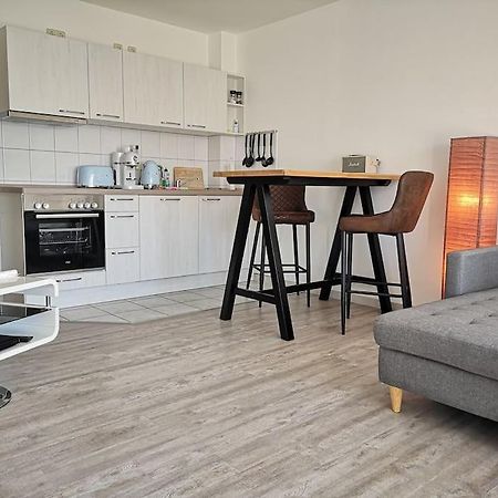 Surforama De Feine Stuuv In Orth Mit Meerblick Fehmarn Exteriör bild